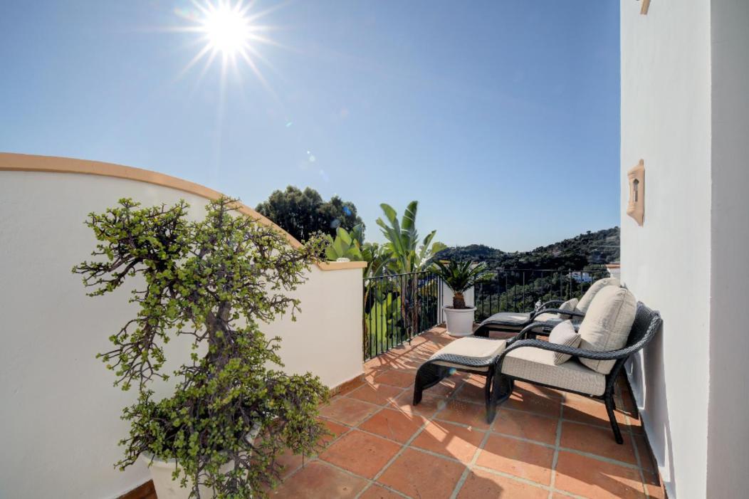 Villa Lampara En La Colina Benahavis Bagian luar foto