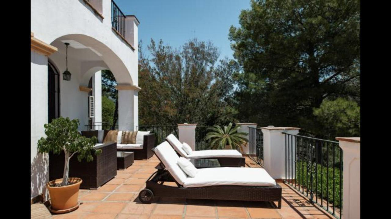 Villa Lampara En La Colina Benahavis Bagian luar foto